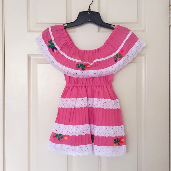 NWOT. Multi Color Embroidered Flowers and Lace Ruffled Dress. - Picture 6 of 7